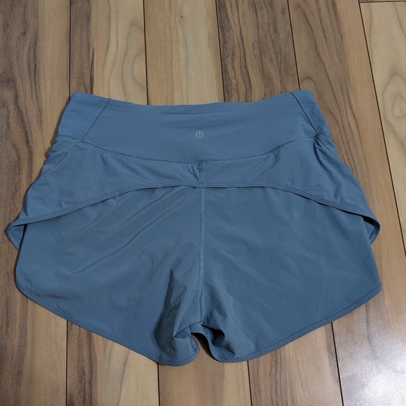 EUC! Lululemon Run Off Route Shorts In Light Blue Size 8 - Picture 12 of 14